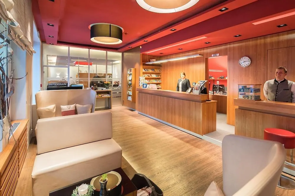 Hotel Isartor Munich